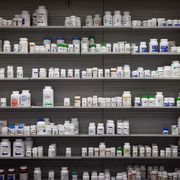 Farmacie come bazar e spesa da tagliare: è tempo di una vera svolta