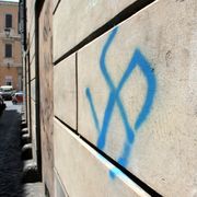 «L'antisemitismo non può essere oggetto di strumentalizzazione»