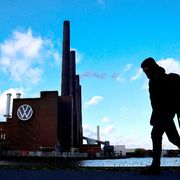 Volkswagen a rischio: Ue in bilico nella guerra dei chip