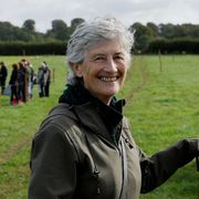 Catherine Connolly, 68 anni, deputata indipendente di sinistra, è la nuova presidente dell'Irlanda