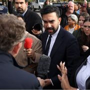 Mamdani come Trump: ha vinto puntando sugli esclusi. E ora?