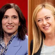 Nella foto sono ritratte la segretaria del Pd Elly Schlein e la premier Giorgia Meloni, leader di FdI