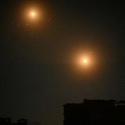 Guardo quei video
delle notti a Kiev,
mi commuovo e prego