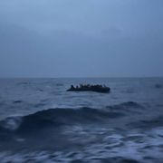 La nave Ong Louise Michel soccorre 50 migranti