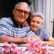 Albertina e Silvio alla finestra di casa