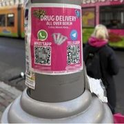 Choc a Berlino: cartelli con il Qr code per lo spaccio di droga