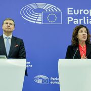 La Ue approva la manovra italiana e anche l'andamento della spesa pubblica