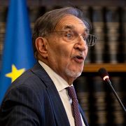 La Russa vorrebbe entro Natale un decreto per il “fine pena a casa”