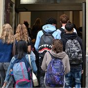 Cosa c'è dietro alla crisi di iscrizioni del liceo classico