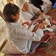 Un premio alle donne tessitrici di speranza nel mondo