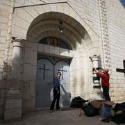 Dio mi è più intimo di me stesso: ma so fargli spazio?