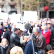 Quanta paura di protestare (manco fosse un reato)