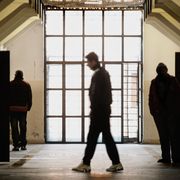 Nuoro si schiera con il vescovo Mura: no al carcere riservato ai boss