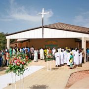 Alcuni momenti della cerimonia di inaugurazione dei nuovi spazi intitolati ai genitori di santa Teresa di Liesieux