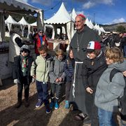 Il cardinale Bustillo: società impaurita e web violento. Ripariamo il vivere civile