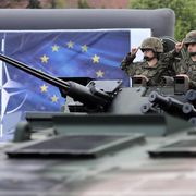 Meno diplomazia, più armi: il 2025 è stato l'anno della guerra