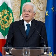 «Ripugnante chi nega la pace. Giovani, non rassegnatevi»