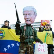 Proteste contro l'operazione americana in Venezuela sono andate in scena persino a Seul, dove migliaia di persone sono scese in piazza / ANSA