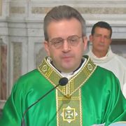 Chi è il primo vescovo italiano di Leone XIV che guiderà la diocesi di Molfetta