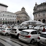 I taxi, la concorrenza di Uber e le ragioni di uno scontro infinito