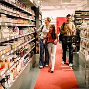 Supermercati chiusi la domenica? Così una proposta ha aperto il dibattito e raccolto consensi