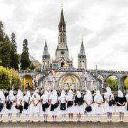«Venite a Lourdes: troverete la risposta su fede, fraternità e fine vita»