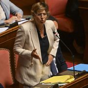 Così dalla proposta di legge sul reato di stupro è sparita la parola «consenso»