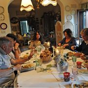 L'Italia dei dialetti sta scomparendo: meno di un italiano su 10 lo parla in famiglia