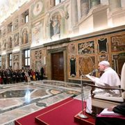 Il Papa: Madre Teresa voce profetica quando disse che il più grande distruttore della pace è l’aborto