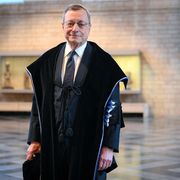 Draghi: «L'ordine mondiale è defunto. L'Europa diventi una federazione»