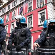 Fermo preventivo, divieto di accesso e perquisizioni: cosa c'è nella stretta sulla sicurezza