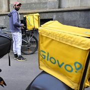 Sempre più over50 tra i rider: in strada per integrare un reddito insufficiente