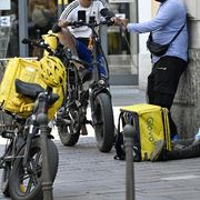 Ashfaq: «Io, rider per Glovo, chiedo di sapere quanto verrò pagato»
