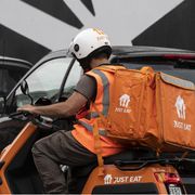 I rider sono autonomi o dipendenti? Contratti in campo e diritti in gioco