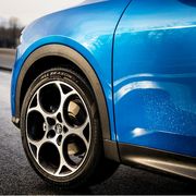 Gemelli digitali e dati preziosi: ecco come nascono i pneumatici intelligenti