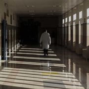 Un medico all'ospedale Monaldi di Napoli