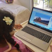 C'è una scuola che aiuta i bambini malati di cancro: «Studiare ci fa sentire “normali”»