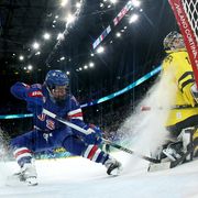 Britta, la star dell'hockey Usa devota di santa Teresa