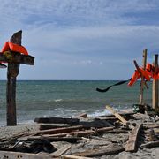 Save the children: «Dopo Cutro, morti in mare 300 bambini»