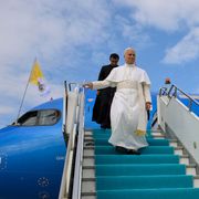 Papa Leone XIV “pellegrino” fra l’Europa e l’Africa: tre viaggi nel segno del dialogo