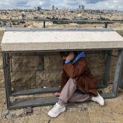 Guerra all'Iran. Israele e Usa in azione, il regime risponde con i missili. Colpita base americana