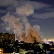 Nuovi attacchi a Teheran, si apre anche il fronte Libano. In Kuwait allarme all'ambasciata Usa