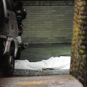 Il corpo senza vita di David Rossi, responsabile dell'area comunicazione di Banca Monte dei Paschi di Siena