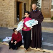 In fuga dal sud del Libano: «Nessun posto è più sicuro. Neppure il convento dove ospitiamo gli sfollati»