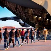 La bambina tornata dagli Usa al Guatemala in una bara di cartone