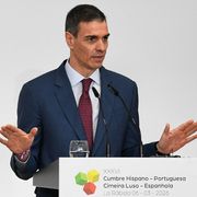 La Spagna verso il “diritto di abortire” in Costituzione