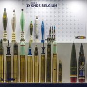 Munizioni da artiglieria fabbricate in Belgio esposte alla "Bedex", la prima fiera nella storia del Paese dedicata al settore della difesa, che si è aperta venerdì 13 marzo a Bruxelles