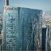 Unicredit lancia Ops su Commerzbank per superare il 30%