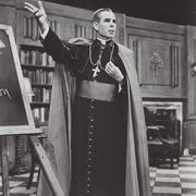 «La vita merita di essere vissuta». Così Fulton Sheen portò Dio in tv e non solo