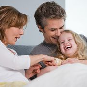 Dieci anni di "Amoris laetitia": quando la gioia abita in casa